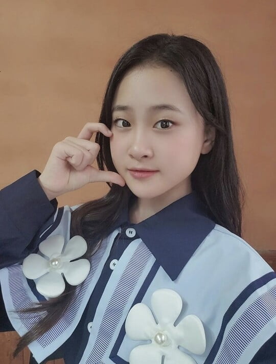 김다현, 소아암·백혈병 환우 위해 가왕전 상금 기부