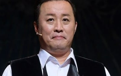[공식] 정준하, '싱글벙글쇼' DJ 하차한다…"체력 한계 느껴"