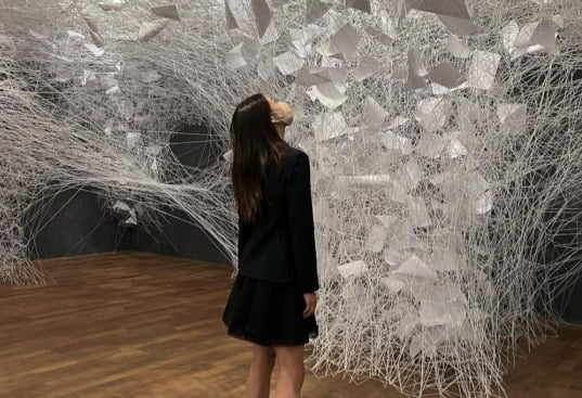 결혼 앞둔 손연재, ♥9살 연상 예비 신랑과 갤러리 데이트 중?[TEN★]