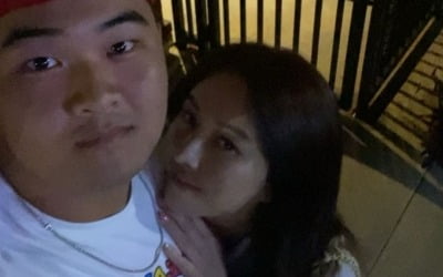 하원미, 팔짱 끼고 ♥추신수와 데이트 하나 했더니 첫째 子…피지컬마저 부전자전[TEN★]