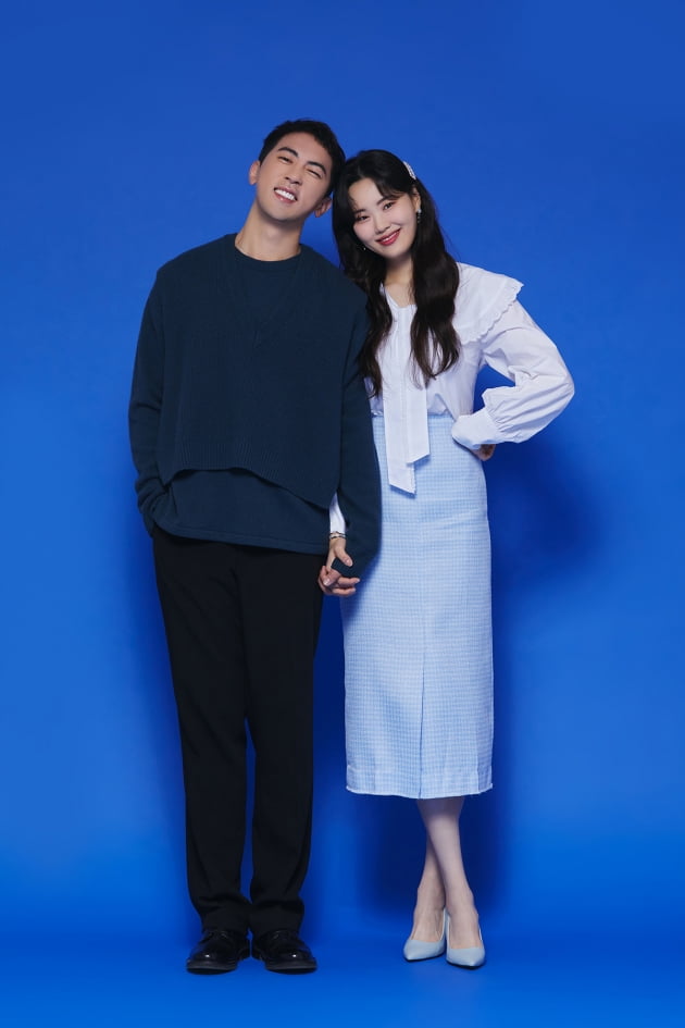 메타코미디 제공