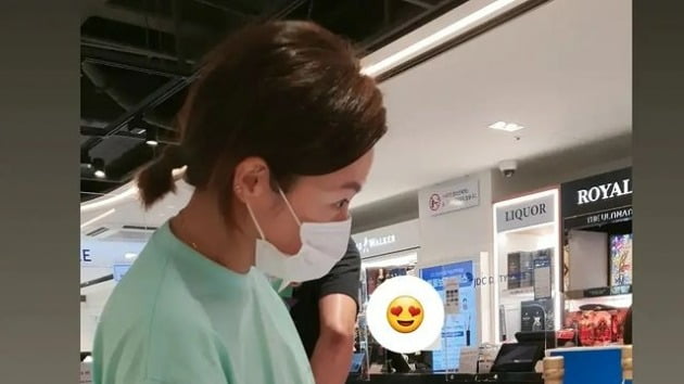 '박준형♥' 김지혜, 면세점서 플렉스…90평 아파트 사는 사모님답네[TEN★]