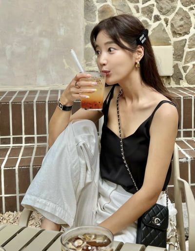 '사업가♥' 기은세, 명품 두르고 "예쁫 곳" 방문…럭셔리한 일상 [TEN★]