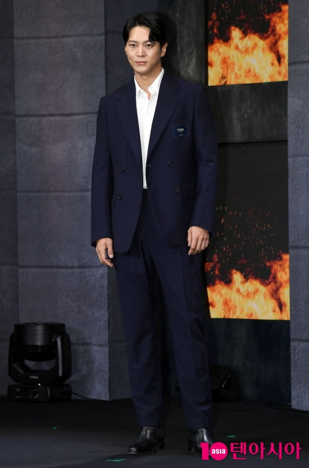 [TEN 포토] 주원 '완벽한 수트 핏'