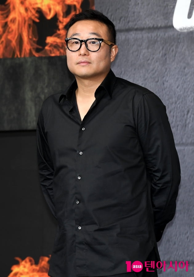 [종합] "첫 장면이 알몸"…주원, 7kg 벌크업→대역 없이 통째로 외워서 찍은 '카터'