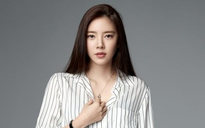 [공식] 손담비, '손절설' 정려원과 한솥밥 이어간다