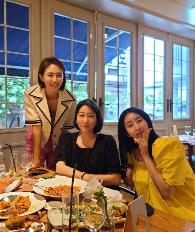 '10살 연하♥' 김영희, 출산 직전에도 먹덧 폭발 "맛난 점심"[TEN★]