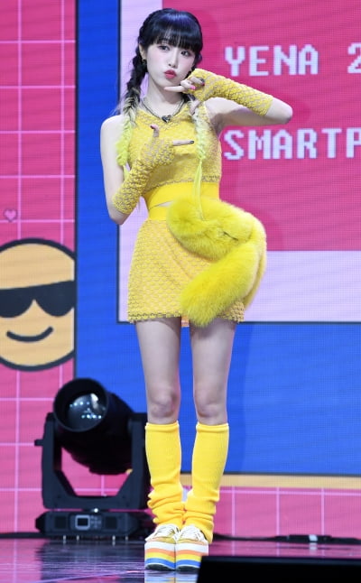 [TEN 포토] 최예나 '아름다운 포인트 안무'
