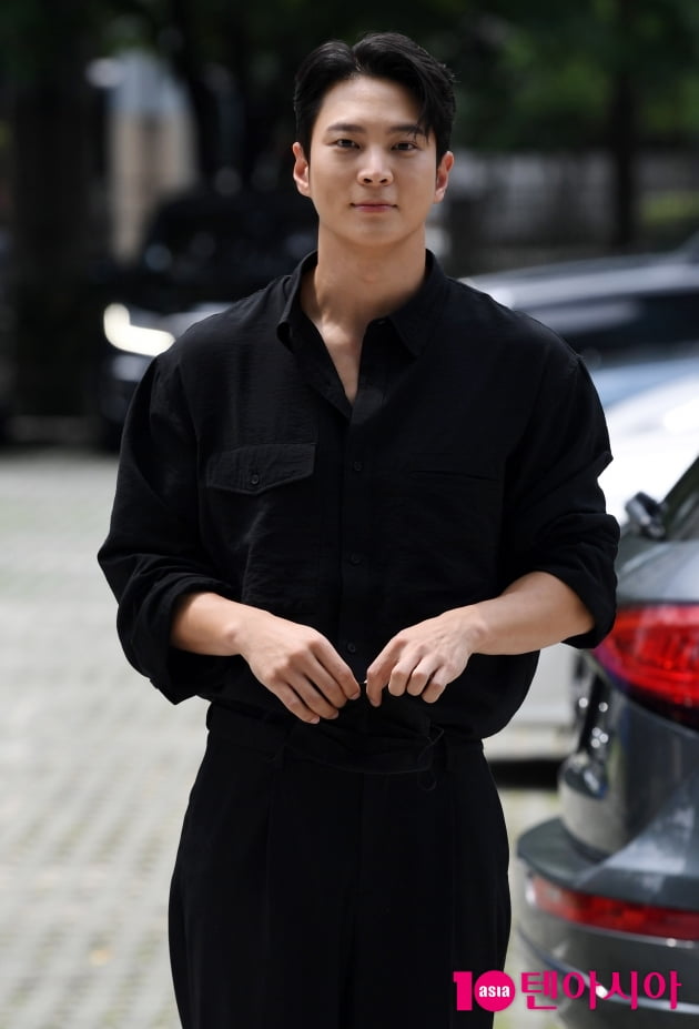 [TEN 포토] 주원 '방송국 밝히는 외모'