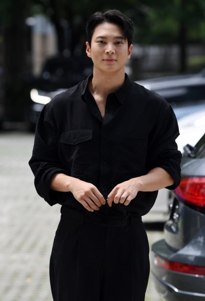 [TEN 포토] 주원 '방송국 밝히는 외모'