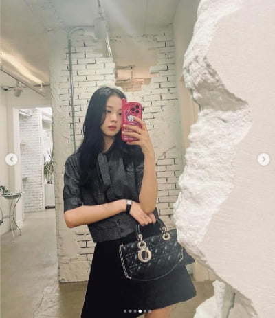 블랙핑크 지수, 폭염도 날려버릴 청순美...나는 야 커피쟁이[TEN★]