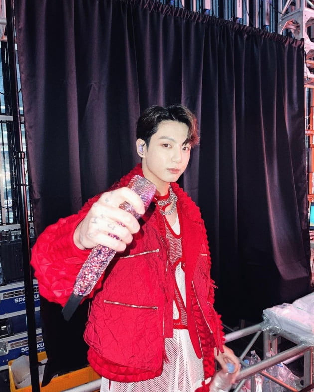 방탄소년단 정국, 韓팬클럽 '정국 서포터즈'…생일 맞이 '애정 듬뿍' 서포트