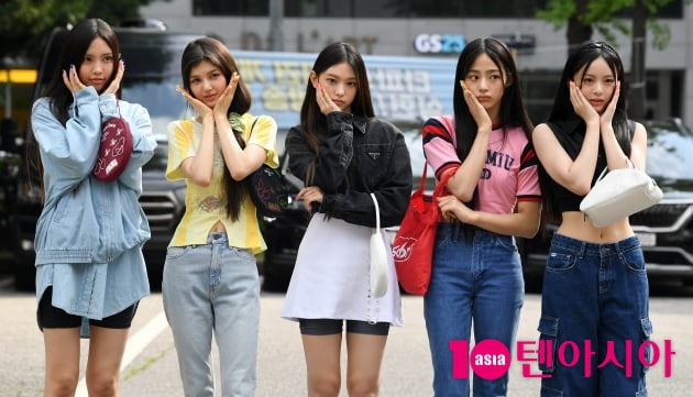 [TEN 포토] 뉴진스 '대세 MZ세대 걸그룹'
