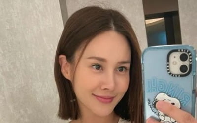 아이비, 대충 찍어도 이 정도 미모?…청순·우아美 가득 일상[TEN★]