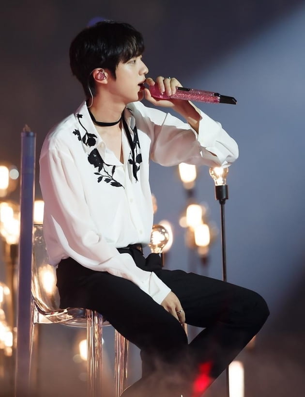 방탄소년단 진, 베니 블랑코+스눕독 협업곡 '배드 디시전스' 공개