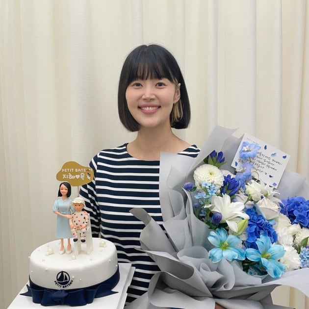 한지혜 딸, 첫돌 겨우 지났는데 벌써 엄마 따라 '모델 데뷔'…"엄청 잘해서 놀랐어요"[TEN★]