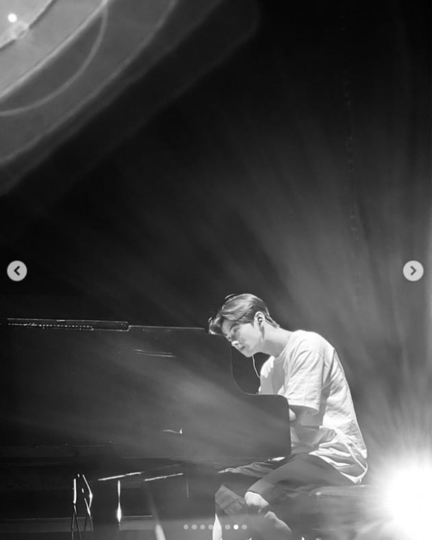 차은우, 혼자여도 꽉 찬 존재감...귀공자가 여기있네[TEN★]