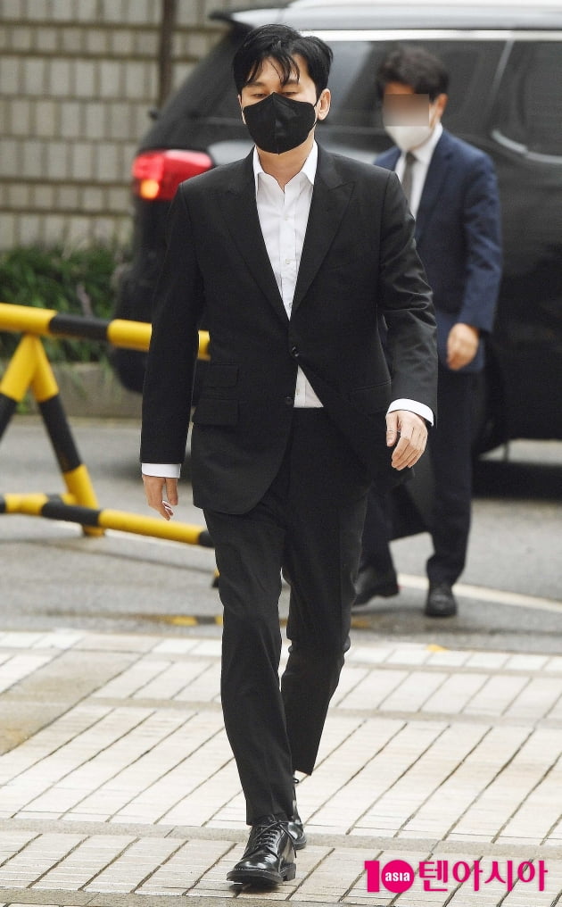 [TEN 포토] 법원에 도착한 양현석