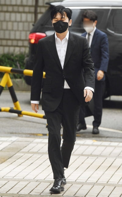 [TEN 포토] 법원에 도착한 양현석