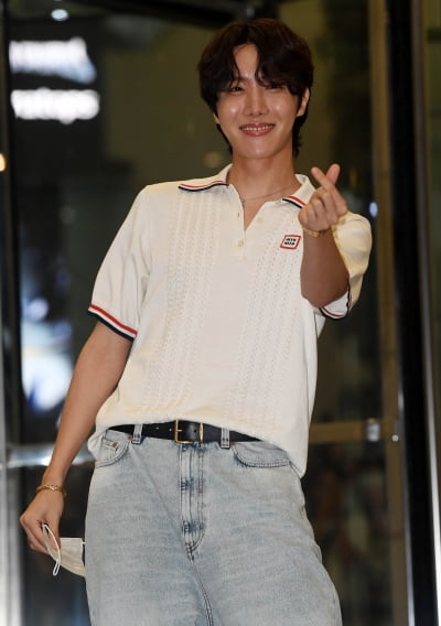 [TEN 포토] 방탄소년단 제이홉 '치명적인 하트'