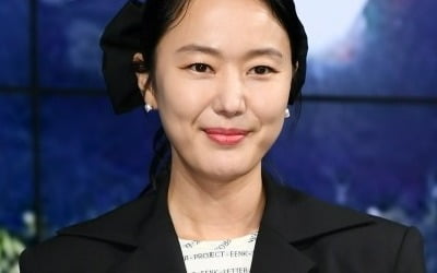 [TEN 포토] 윤진서 '우아한 미모'