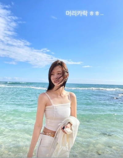 '두산家 며느리' 조수애, 해변마저 기죽이는 청순미모...애엄마 맞어?[TEN★]