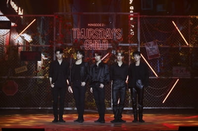 투모로우바이투게더, 美 '빌보드 200' 최장기 차트인 기록 세웠다