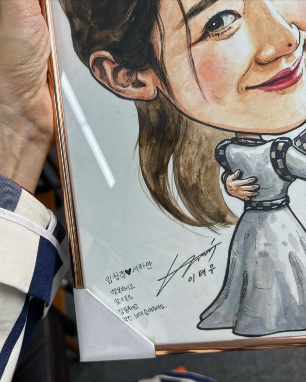 '임창정♥' 서하얀, 그림이 사람인지 사람이 그림인지…청순+세련美 '비현실적'[TEN★]