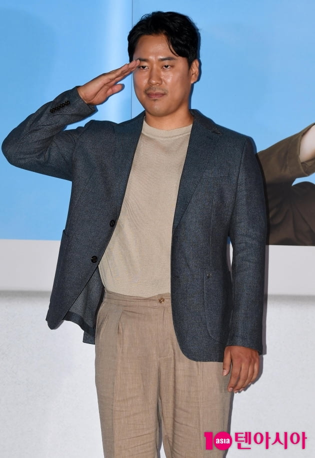 [TEN 포토] 이순원 '눈빛 살아있네'