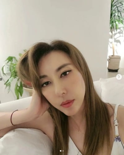 김완선, 20대는 못따라할 독보적 우아함...50대 맞어?[TEN★]