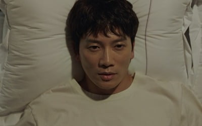 '아다마스'는 그곳에 없었다…지성, 텅 빈 유리관에 패닉