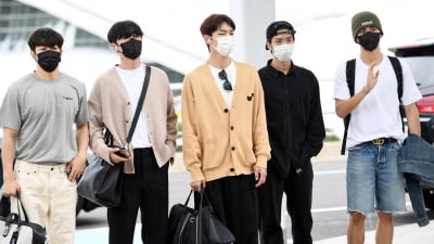 [TEN 포토] SF9 '실외에서 마스크 고수'