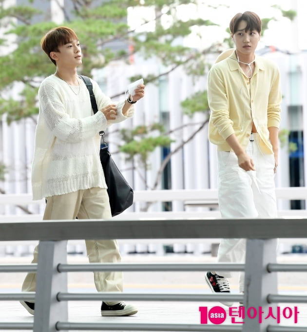 [TEN 포토] 엑소 첸-카이 '우리 함께 시드니로 가요'