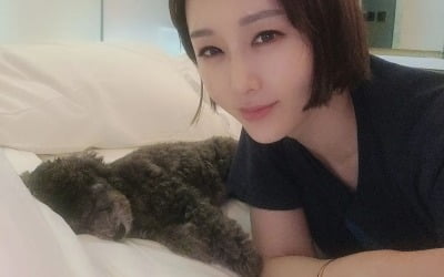 한영, 결혼 4달 만에 ♥박군과 생이별…신혼집 두고 호텔 생활 "의도치 않게 호캉스"[TEN★]