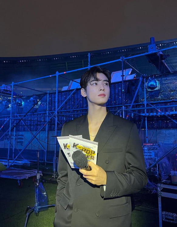 차은우 마주한 스태프들 쓰러졌겠어…무대 뒤에서도 자체발광[TEN★]