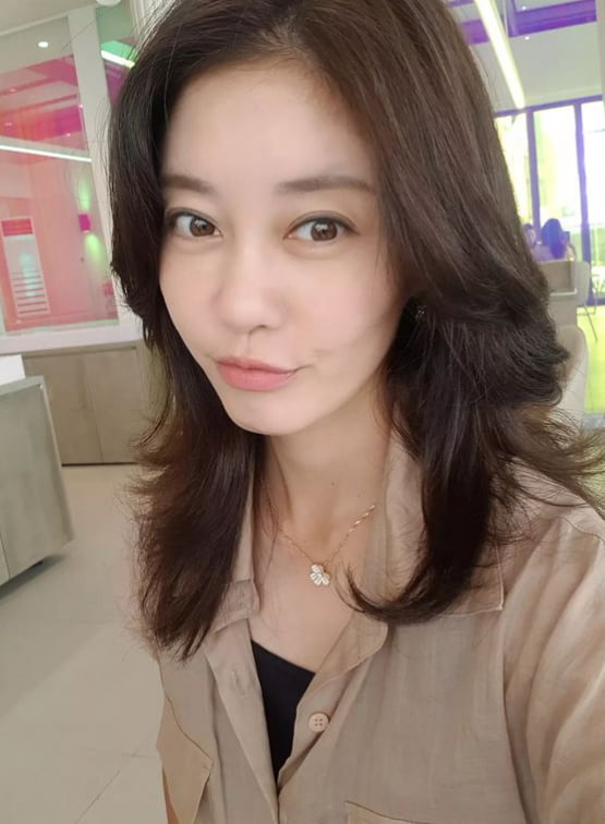 ADHD 아들 때문에 힘들어 하더니…이지현, 미용실에서도 육아하는 중[TEN★]