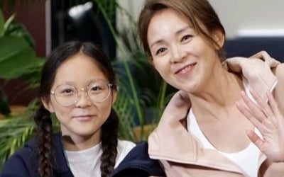 추사랑, 야노시호와 4년만 한국行…폭풍 성장에도 여전한 러블리 외모 ('슈돌')