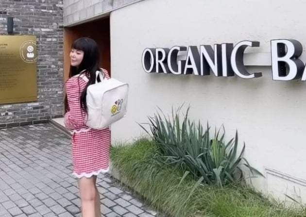 '이수근♥' 박지연, 금손 애둘맘…사진 한 장으로 10만 팔로어 멀어진 이유[TEN★]