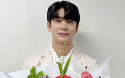 '우영우' 강태오 "많은 사랑 감사해, 새로운 회전문 통과한 기분"