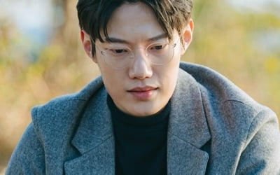 '당소말' 의사 신주환, '팀 지니' 지창욱·성동일·최수영에 '소신 발언' 활약