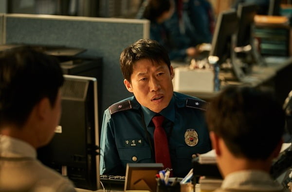 유해진, 아직도 짠내…현빈X임윤아와 '공조2'로 웃음 적중률 100%?