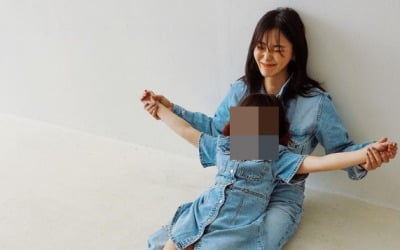 '돌싱글즈' 전다빈, 똑닮은 딸래미 공개…다정한 엄마의 모습[TEN★]