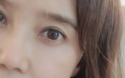 '53세' 오현경, 지천명에도 '주름 제로' 미모…초근접 셀카에 굴욕無[TEN★]