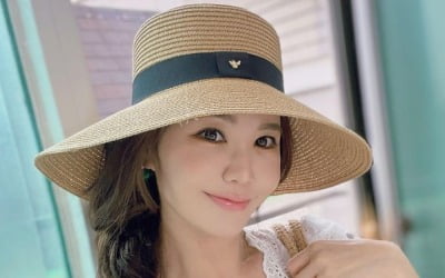 '대표 글래머' 강예빈, 섹시 말고 청순한 면도 있었네?[TEN★]