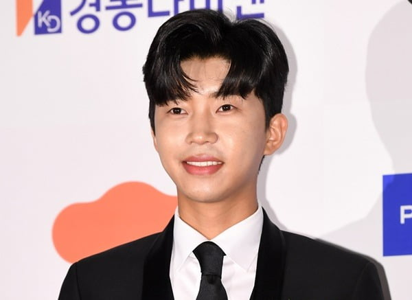 임영웅·강다니엘·프로미스나인…8월 'ARTIST TOP TEN' 영광의 주인공은?