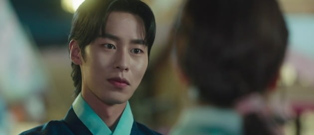 이재욱, 연지곤지 찍은 ♥정소민과 데이트…뜨거운 눈빛('환혼')