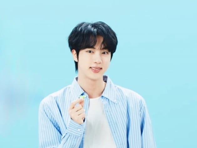 방탄소년단 진, '가장 많이 언급된 아티스트' 솔로 1위 등극