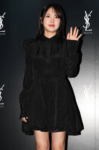 [TEN 포토] 미노이 '긴장하셨어요'