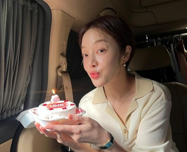 '김용건 예비 며느리' 황보라, ♥차현우와 결혼 앞두고 더 예뻐진 예비 신부[TEN★]