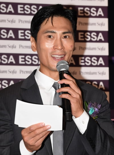 [TEN 포토] 김재우 '오랜만에 인사드려요'